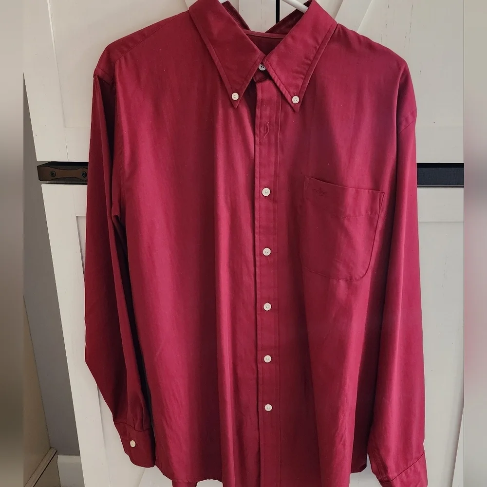 Dockers Men's Burgundy Button Down Shirt - Picture 1 of 3